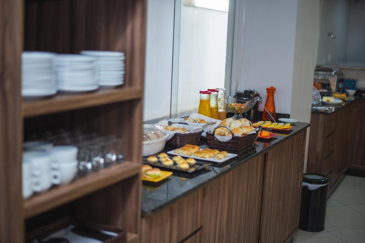 Manhattan Apart Hotel Caratinga المظهر الخارجي الصورة