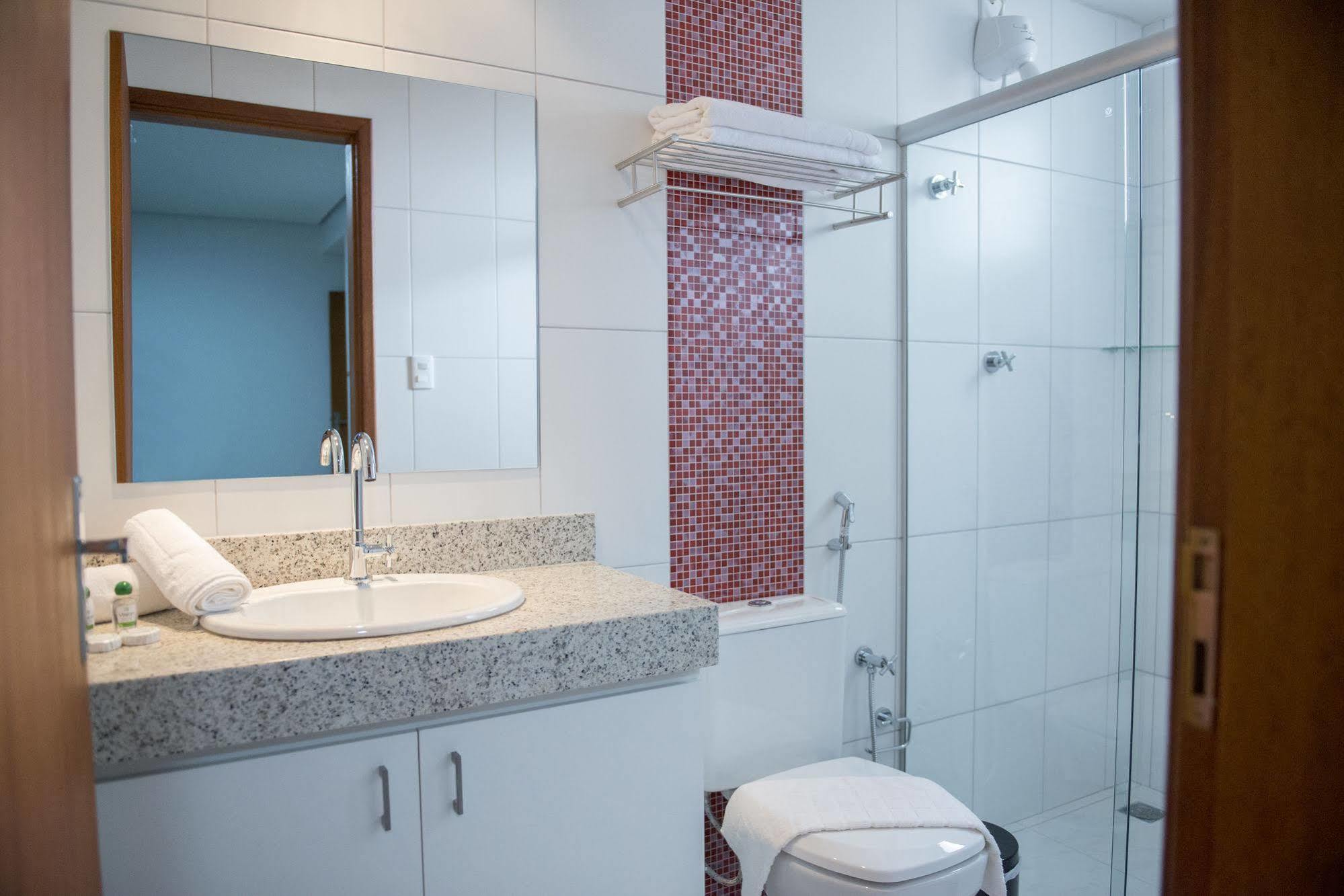 Manhattan Apart Hotel Caratinga المظهر الخارجي الصورة